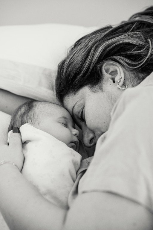 The Essential Guide to Lifestyle Newborn Photography